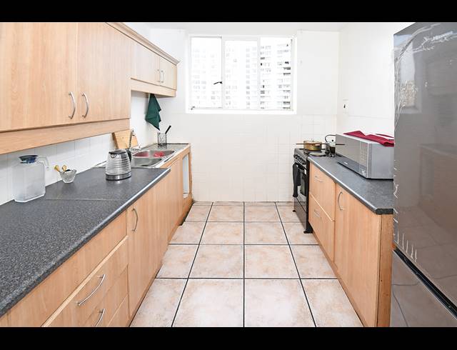 2.5 BEDROOM APARTMENT FOR SALE IN BEDFORD GARDENS